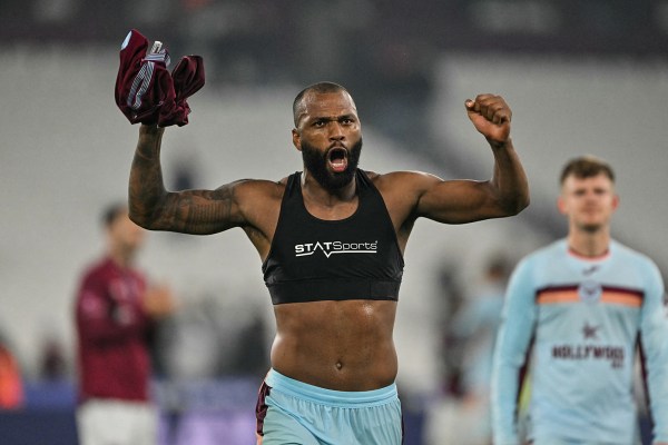 蒂亚戈获得英超月度最佳球员提名