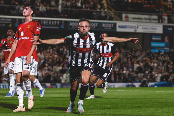 据当地记者报道，格里姆斯比将如何完成另一场巨人杀戮